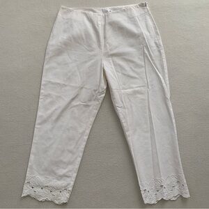 Jones New York Signature Women's High Rise Side Zip Cropped Pants White Size 10?